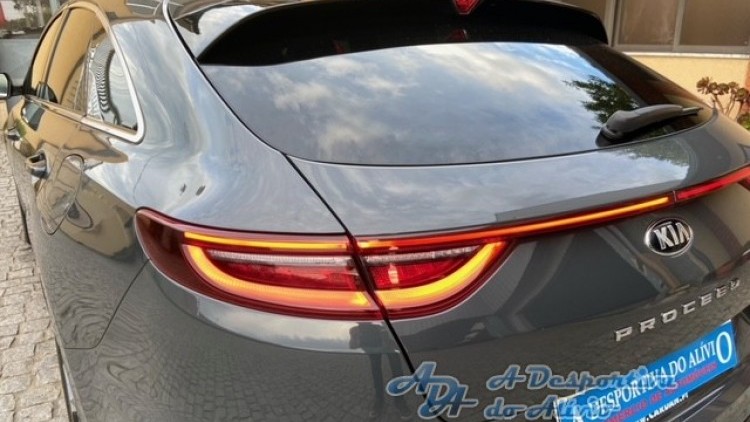 Kia Ceed SW PROCEED 1.0 T-GDI GT LINE
