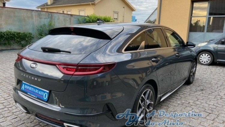 Kia Ceed SW PROCEED 1.0 T-GDI GT LINE