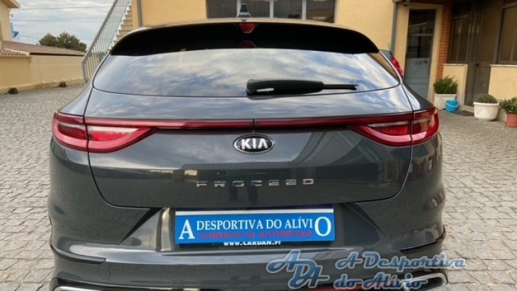 Kia Ceed SW PROCEED 1.0 T-GDI GT LINE