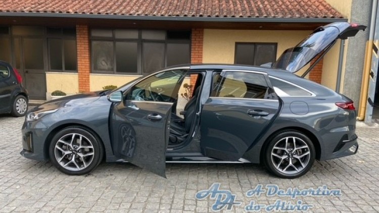 Kia Ceed SW PROCEED 1.0 T-GDI GT LINE