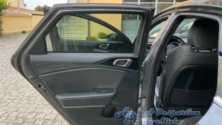 Kia Ceed SW PROCEED 1.0 T-GDI GT LINE