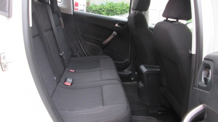 Peugeot 2008 1.6 BlueHDI " STYLE "