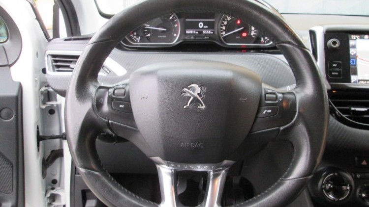 Peugeot 2008 1.6 BlueHDI " STYLE "