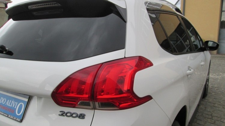 Peugeot 2008 1.6 BlueHDI " STYLE "