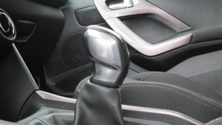 Peugeot 2008 1.6 BlueHDI " STYLE "