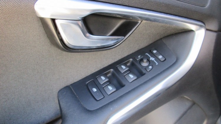 Volvo V40 Cross Country 1.6 D2 Momentum
