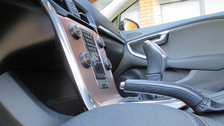 Volvo V40 Cross Country 1.6 D2 Momentum