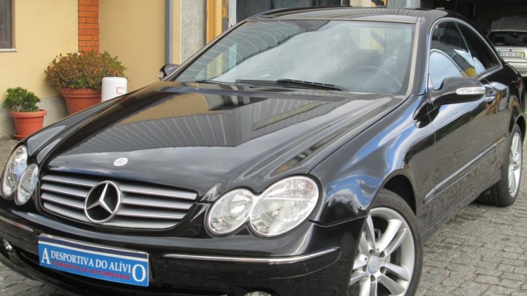 Mercedes-Benz Classe CLK 220 CDI AVANTGARDE