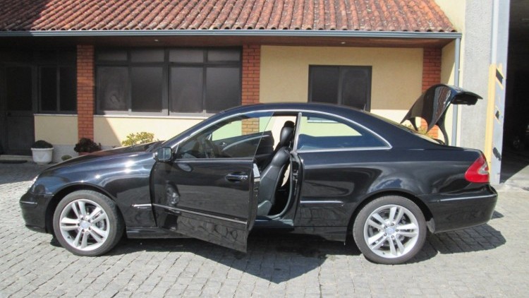 Mercedes-Benz Classe CLK 220 CDI AVANTGARDE