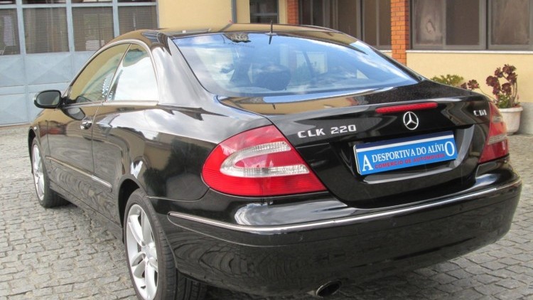 Mercedes-Benz Classe CLK 220 CDI AVANTGARDE
