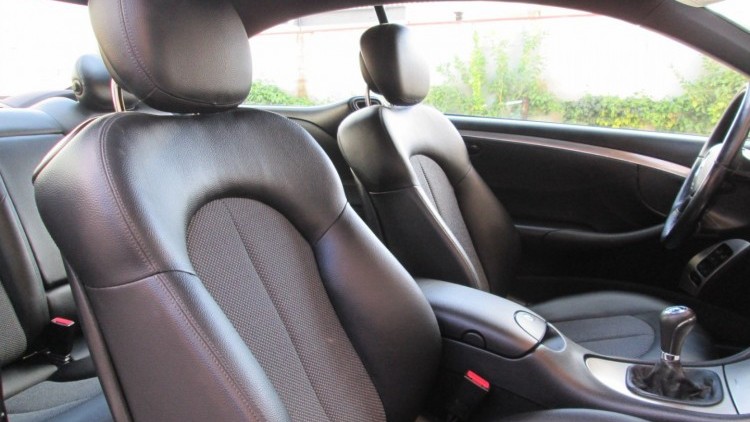 Mercedes-Benz Classe CLK 220 CDI AVANTGARDE