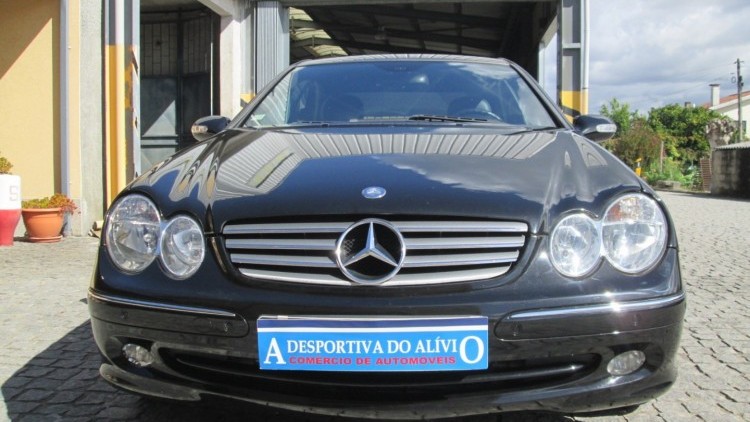 Mercedes-Benz Classe CLK 220 CDI AVANTGARDE