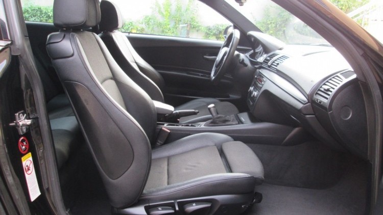 BMW S&eacute;rie 1 - 118 D PACK-M