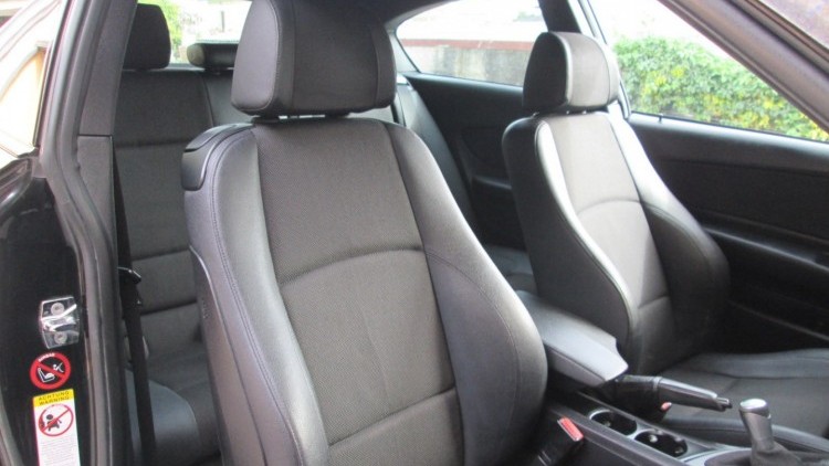 BMW S&eacute;rie 1 - 118 D PACK-M