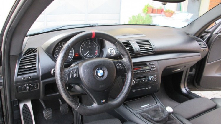 BMW S&eacute;rie 1 - 118 D PACK-M