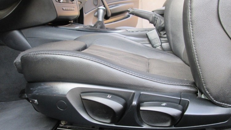 BMW S&eacute;rie 1 - 118 D PACK-M