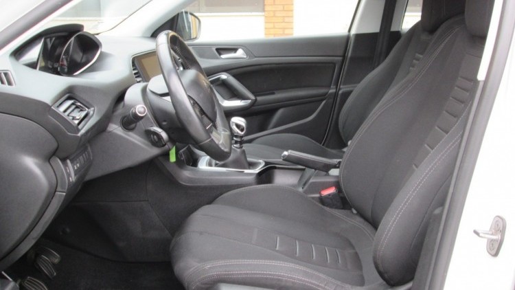 Peugeot 308 SW 1.6 BLUEHDI ALLURE 120CV