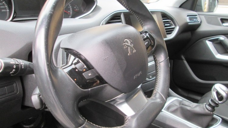 Peugeot 308 SW 1.6 BLUEHDI ALLURE 120CV