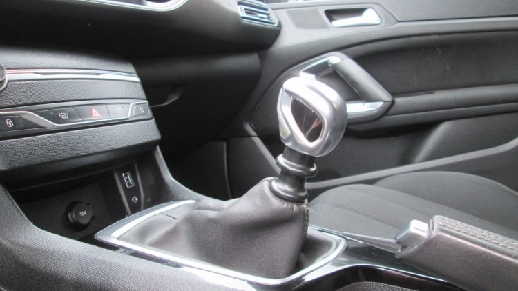 Peugeot 308 SW 1.6 BLUEHDI ALLURE 120CV