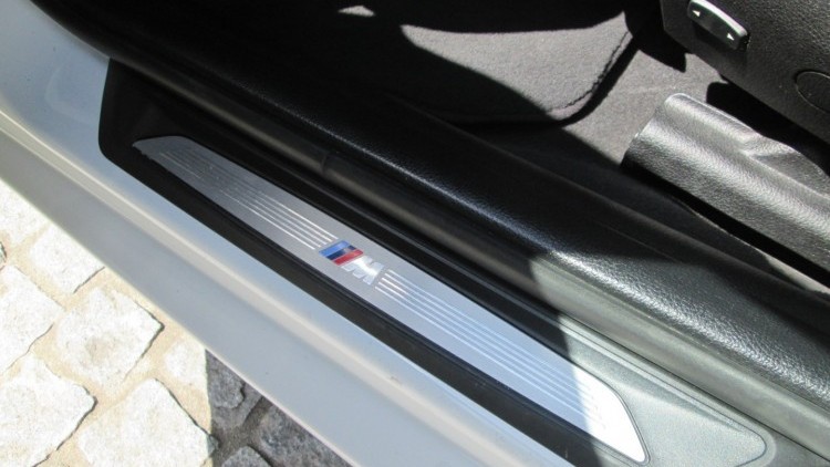 BMW S&eacute;rie 3 - 320 D Touring AUTO Pack-M