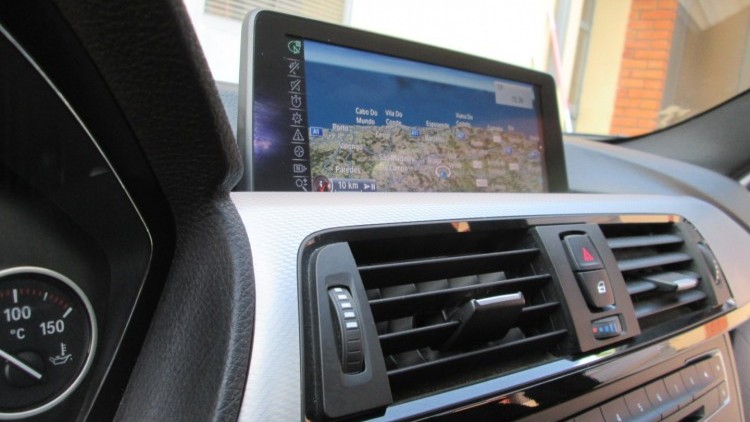 BMW S&eacute;rie 3 - 320 D Touring AUTO Pack-M