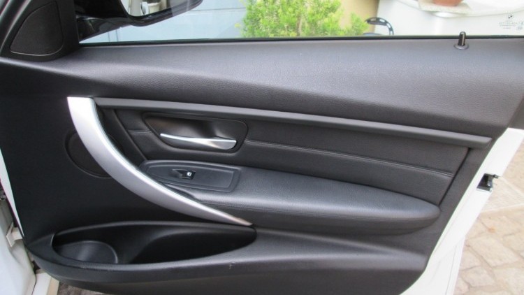 BMW S&eacute;rie 3 - 320 D Touring AUTO Pack-M