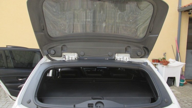 BMW S&eacute;rie 3 - 320 D Touring AUTO Pack-M