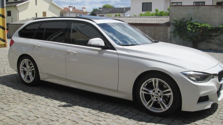 BMW S&eacute;rie 3 - 320 D Touring AUTO Pack-M