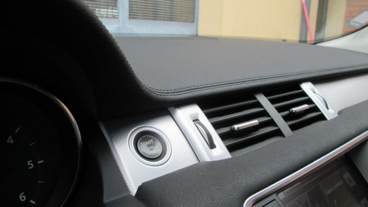 RANGE ROVER EVOQUE HSE TD4 DYNAMIC
