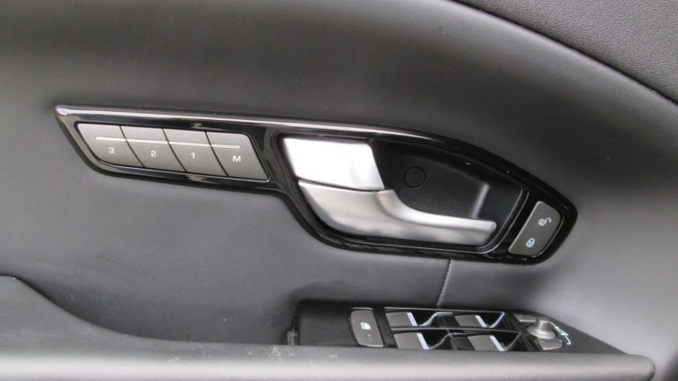 RANGE ROVER EVOQUE HSE TD4 DYNAMIC