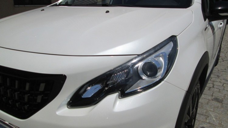 Peugeot 2008 1.6 BlueHDI " GT LINE "