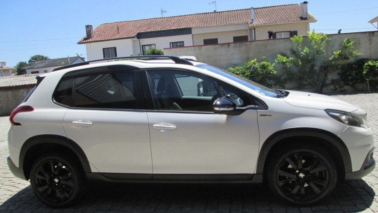 Peugeot 2008 1.6 BlueHDI " GT LINE "