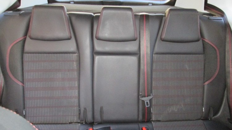 Peugeot 2008 1.6 BlueHDI " GT LINE "