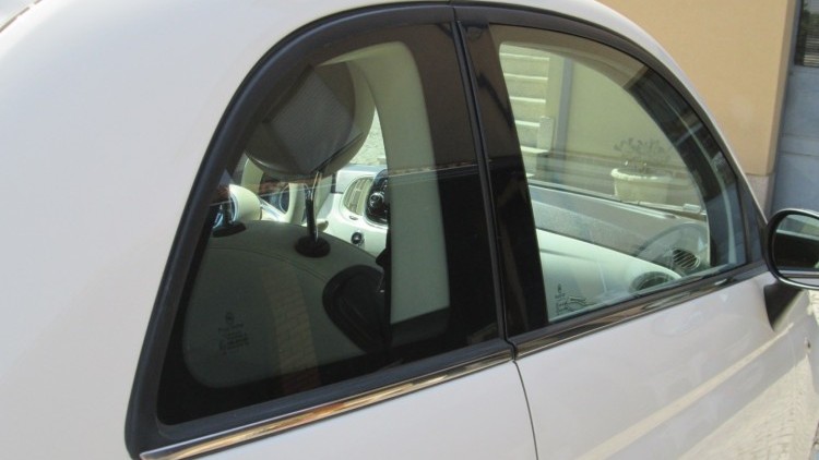 Fiat 500 1.2i LOUNGE