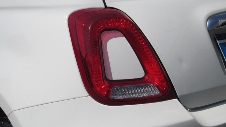 Fiat 500 1.2i LOUNGE
