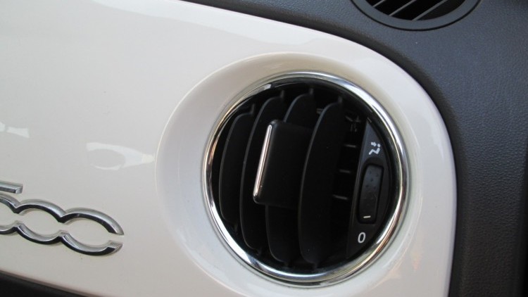 Fiat 500 1.2i LOUNGE