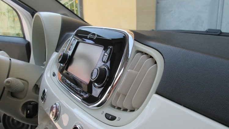 Fiat 500 1.2i LOUNGE