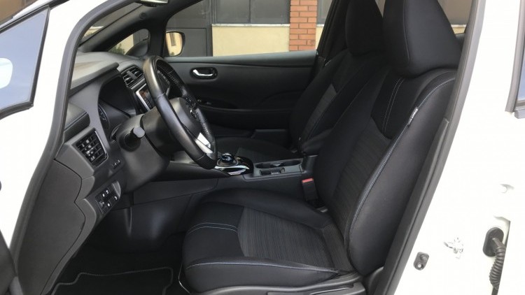Nissan Leaf N-Connecta Two Tone Propilot Park