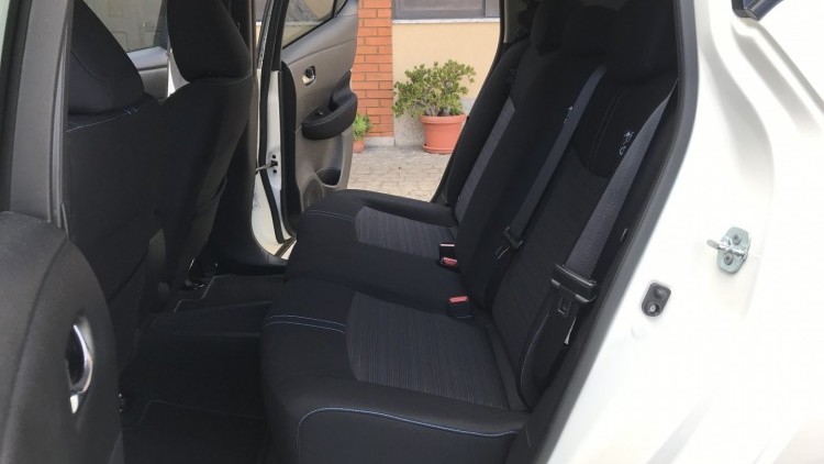 Nissan Leaf N-Connecta Two Tone Propilot Park