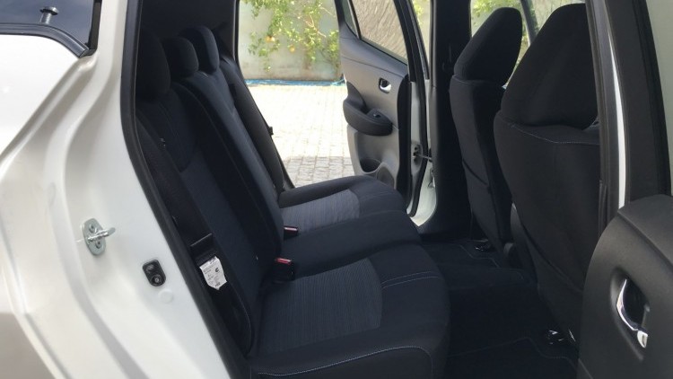 Nissan Leaf N-Connecta Two Tone Propilot Park