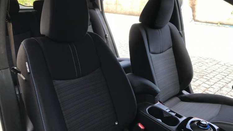 Nissan Leaf N-Connecta Two Tone Propilot Park