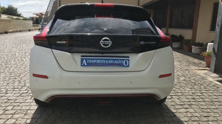 Nissan Leaf N-Connecta Two Tone Propilot Park