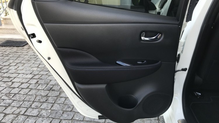 Nissan Leaf N-Connecta Two Tone Propilot Park