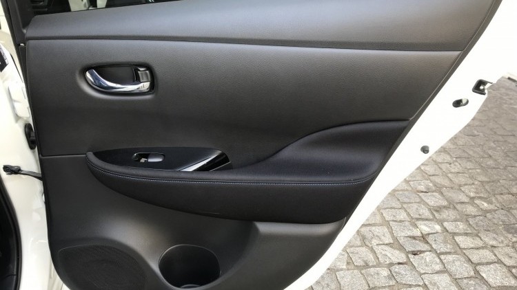 Nissan Leaf N-Connecta Two Tone Propilot Park