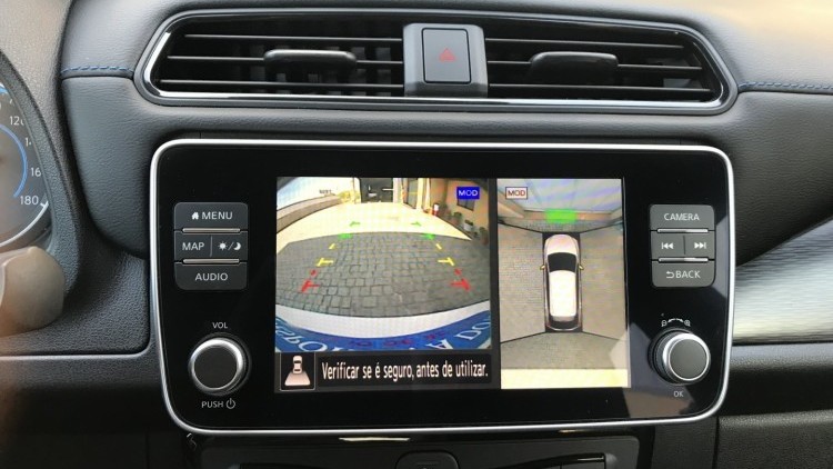 Nissan Leaf N-Connecta Two Tone Propilot Park