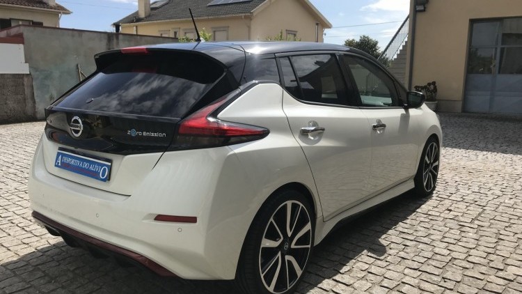 Nissan Leaf N-Connecta Two Tone Propilot Park