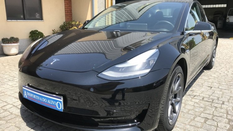 Tesla MODEL 3 Standard Range Plus RWD