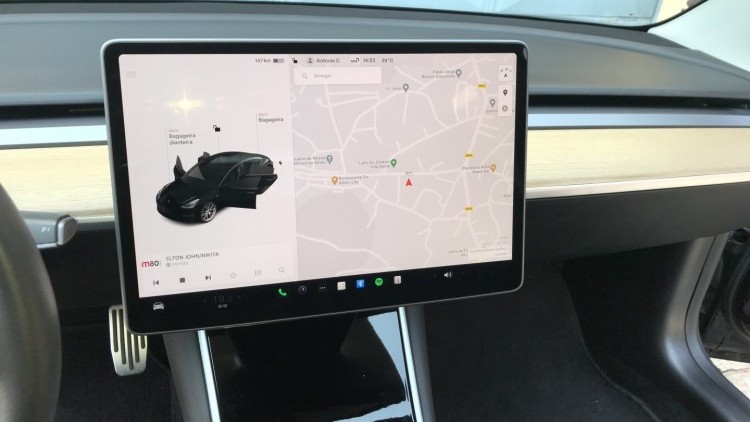 Tesla MODEL 3 Standard Range Plus RWD