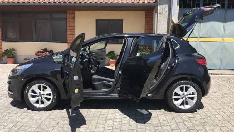 Renault Clio 1.5 DCI LIMITED Edition