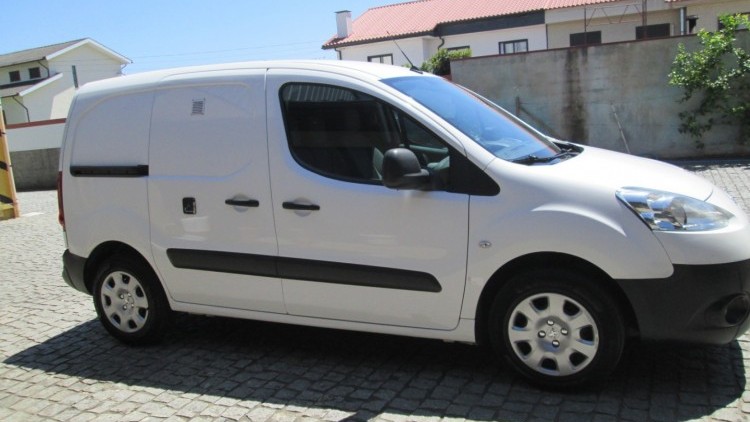 Peugeot Partner 1.6 Hdi 3 Lug
